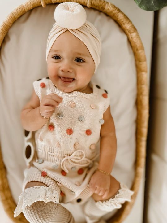 Gestrickter Baby-Romper ‚Eva‘ – Terrakotta