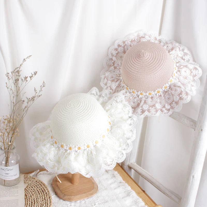 Spitzenstrohhut mit Gänseblümchen 🌼