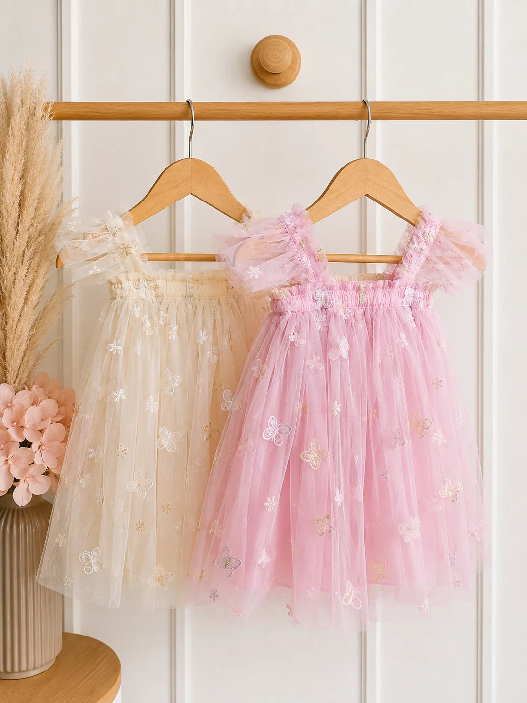 Kinderkleid Mariposa mit Tüll und Blumenstickerei