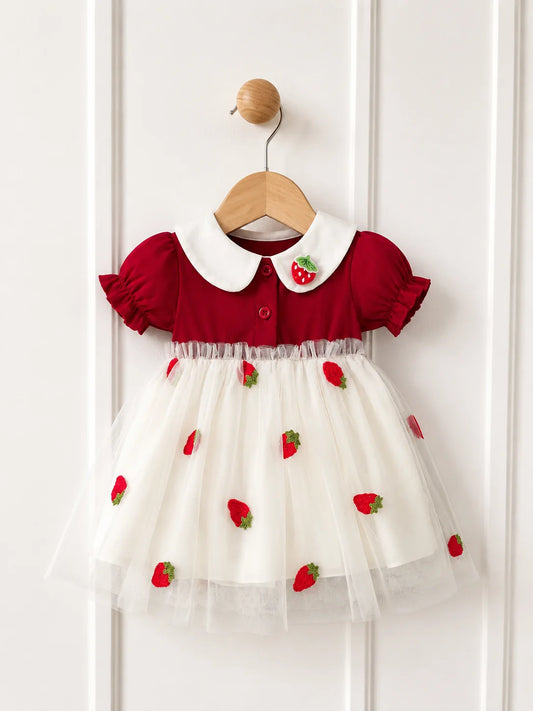 Kleid „Fraise“ mit Erdbeer-Applikationen