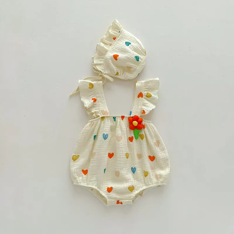 Baby Sommer-Romper mit Herz-Muster und Mütze