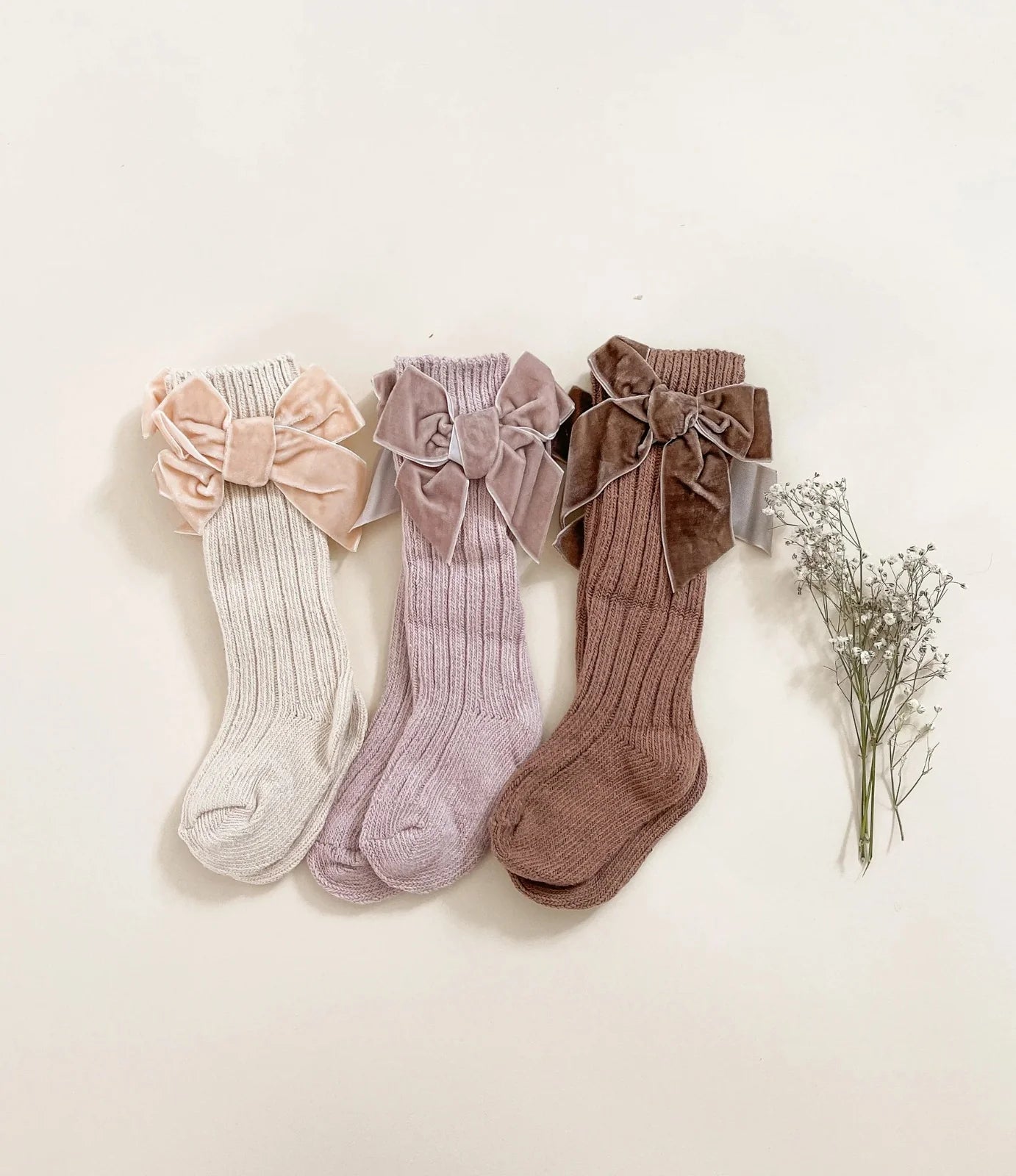 Baumwollstrumpf mit Samtschleife