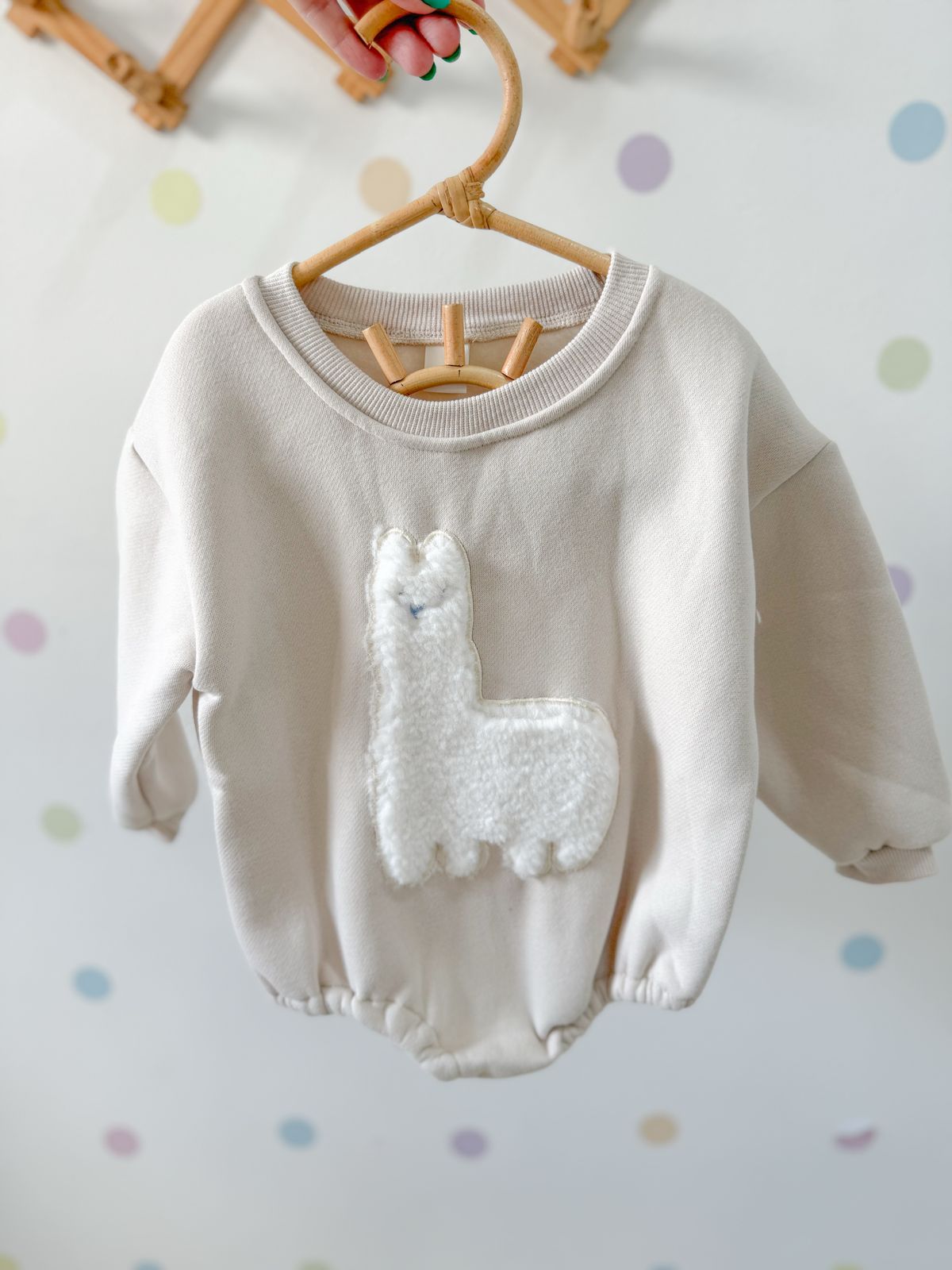 Weicher Baby-Romper aus Sweatstoff mit Lama-Print